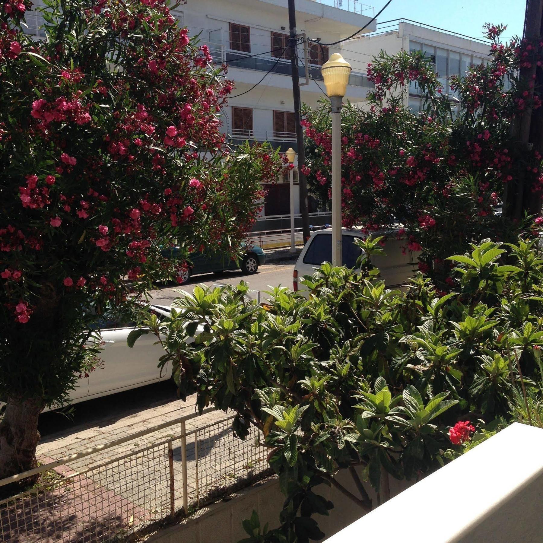 Zefyros Hotel Rhodes City 외부 사진